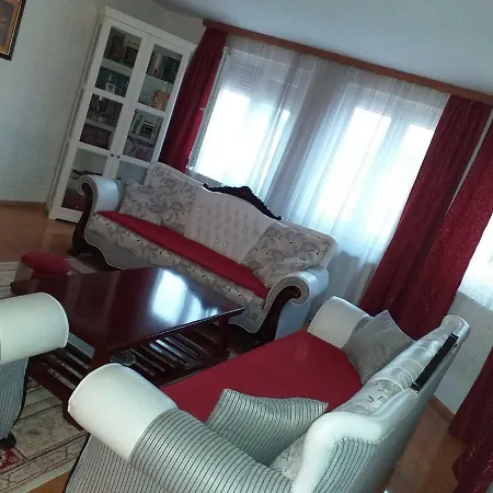 Apartman Kewser Apartment *