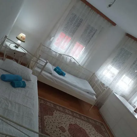 Apartment Apartman Kewser *